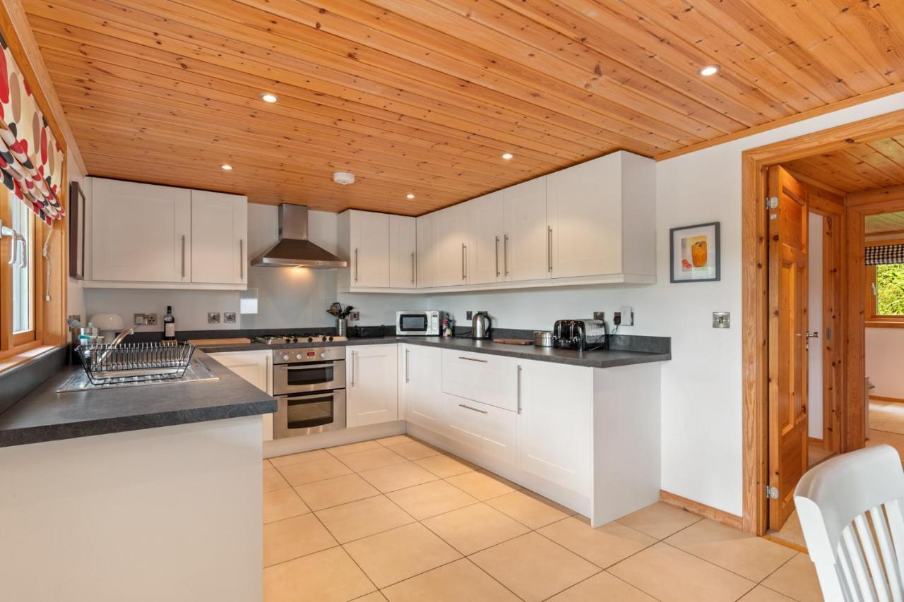 Lodge 5 Longbury - Luxury Lodge, Golf Course Views, Restaurant And Spa Facilites Penally エクステリア 写真